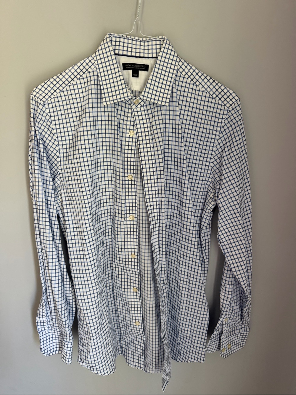 Banana Republic Men’s L Non-Iron Tailored Slim Fit 100% Cotton Blue Check Shirt